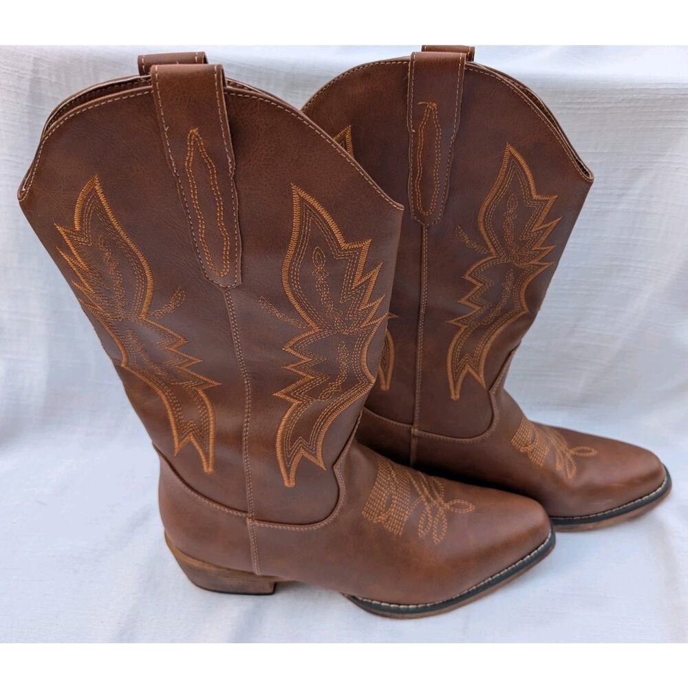 IUV Women's Cowgirl Boots Sz 8 Embroidered‎ Western Country Concert Equestrian